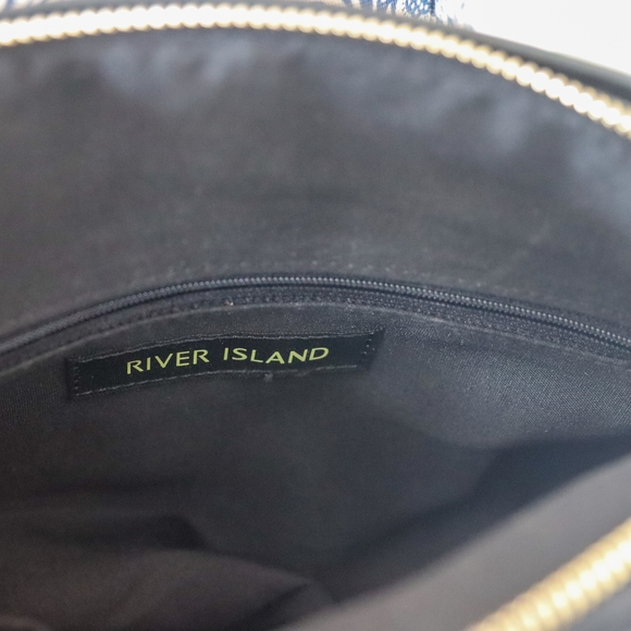 NWOT - River Island Leopard Print Cross Body Kettle Bag - Picture 6 of 10